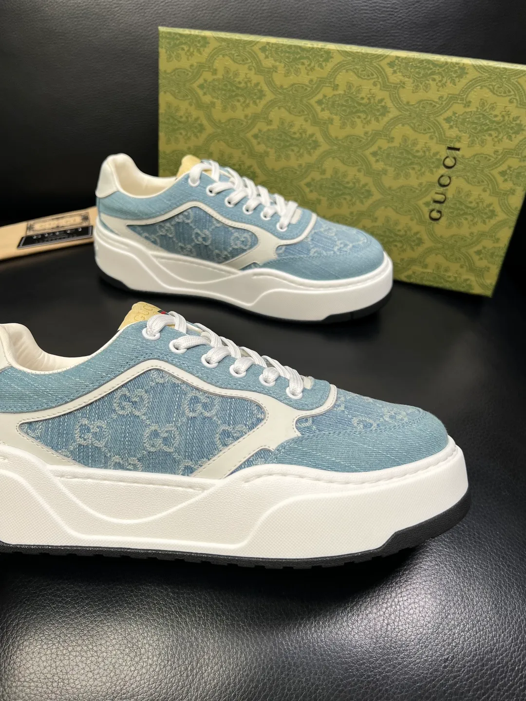 Men's shoes 💰820 Gucci high quality top crafts Gucci counter new original factory configuration, imported cowhide patchwork fabric from Italy, imported cowhide lining, breathable and comfortable, sole: original factory special supply original sole super comfortable, original factory and single goods, welcome to compare, code number 38-44 (customized 45 46)